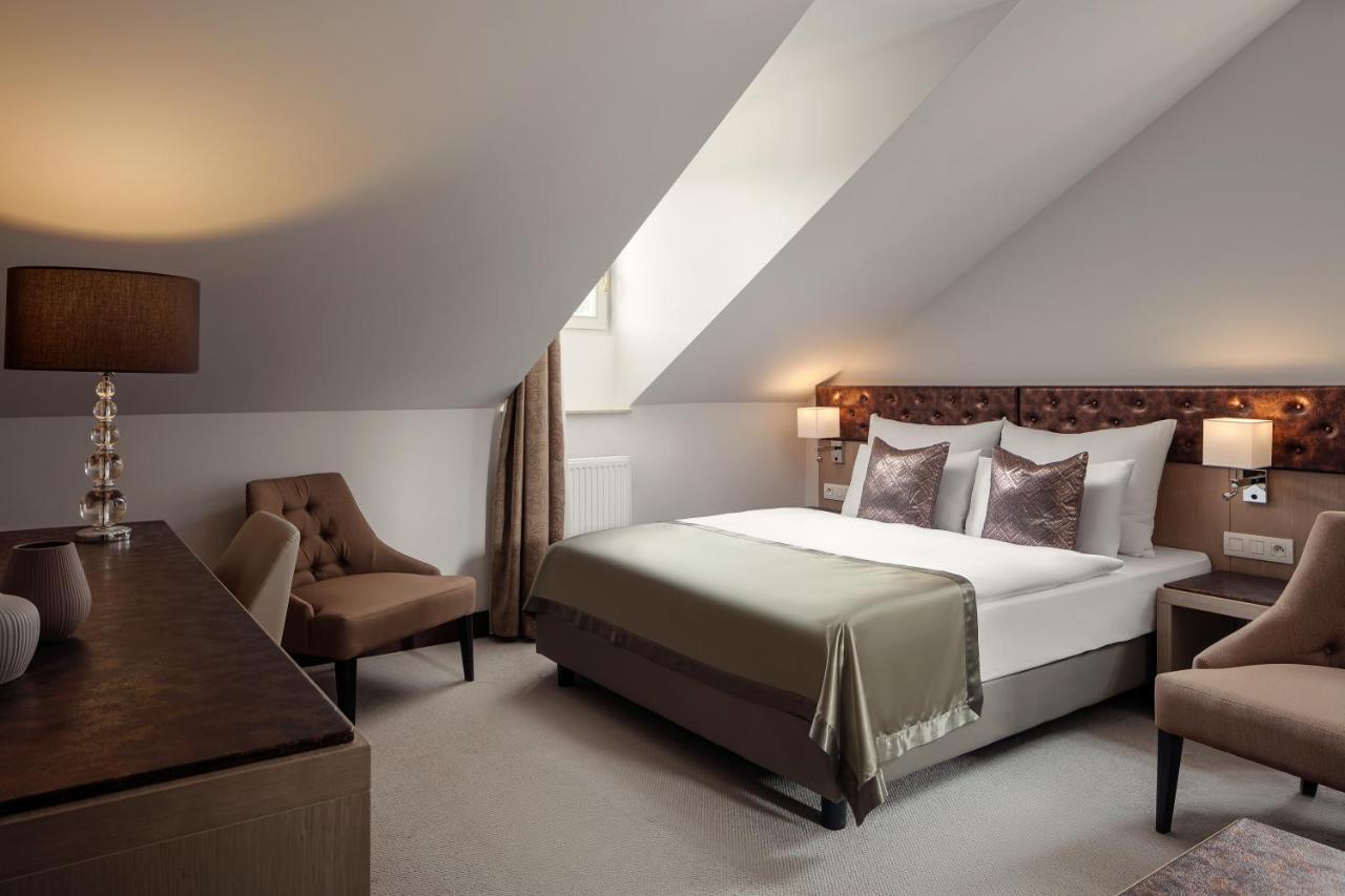 Boutique Hotel Saxonia Карловы Вары Экстерьер фото